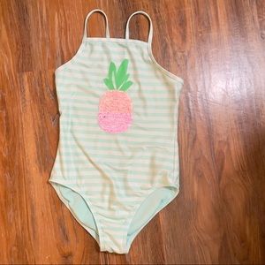 Girls swimsuit